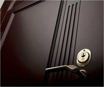 Главные характеристики, которыми должны обладать входные двери